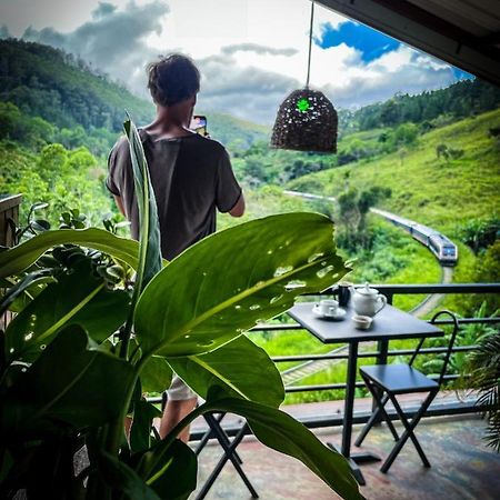 Hotel Levon เอลลา ภายนอก รูปภาพ