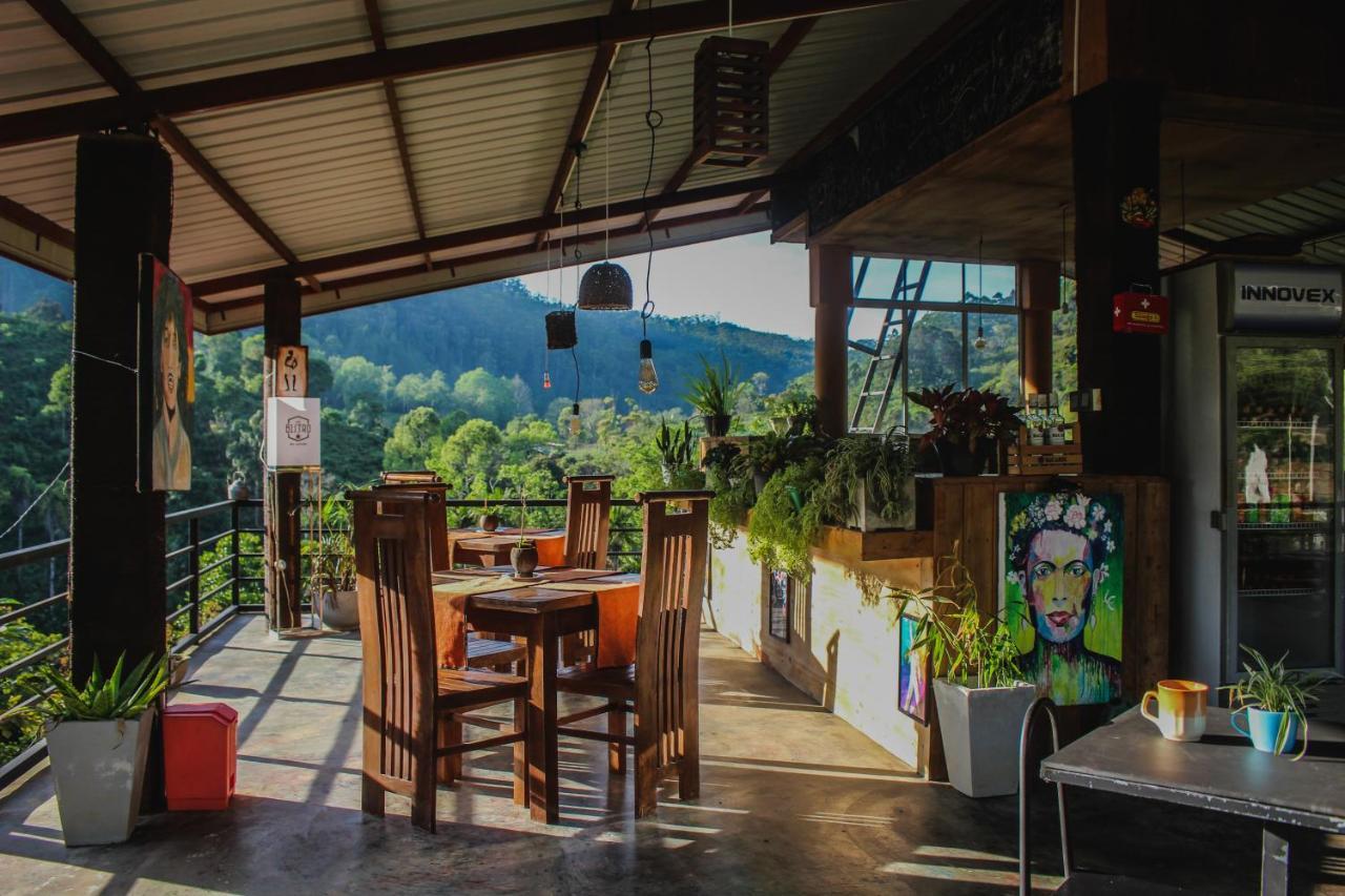 Hotel Levon เอลลา ภายนอก รูปภาพ