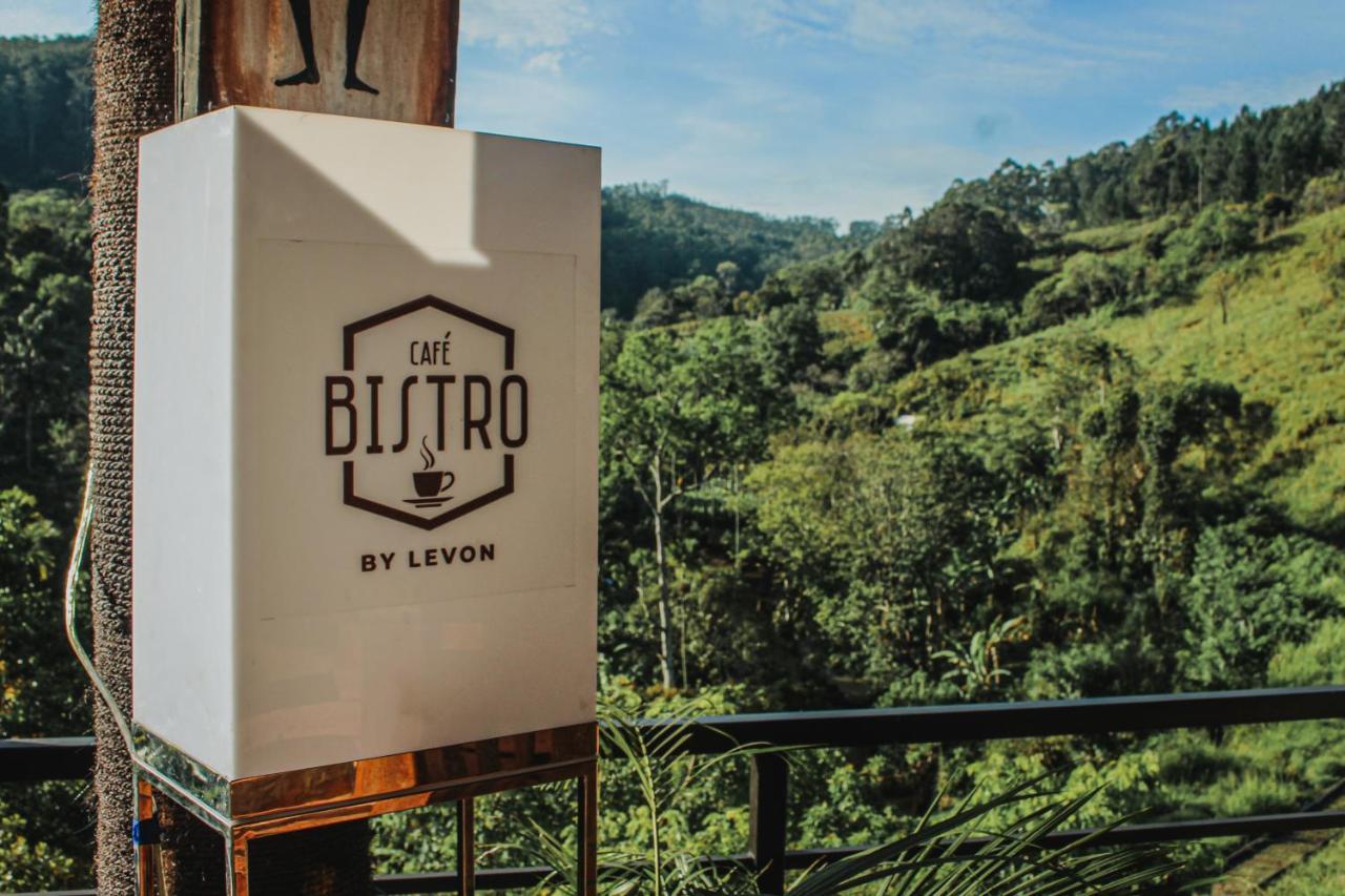 Hotel Levon เอลลา ภายนอก รูปภาพ