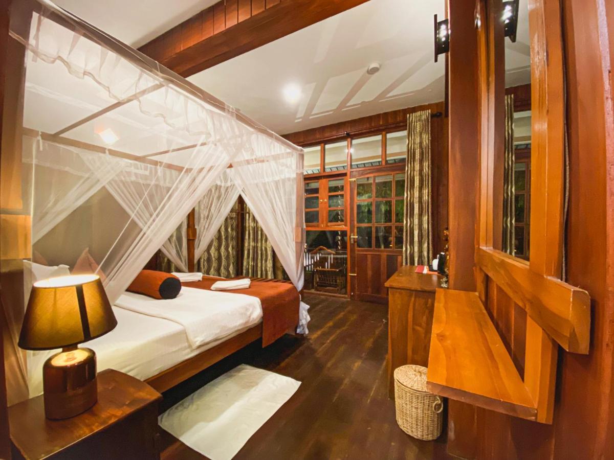Hotel Levon เอลลา ภายนอก รูปภาพ